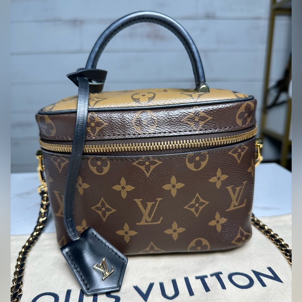 SOLD ❌ Louis Vuitton Reverse Monogram Vanity PM - Picture 1 of 13